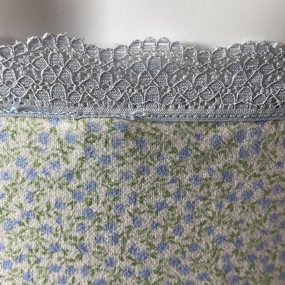 $9 H&M DIVIDED sleep dress Size S floral pattern, stretchy - Picture 4 of 7